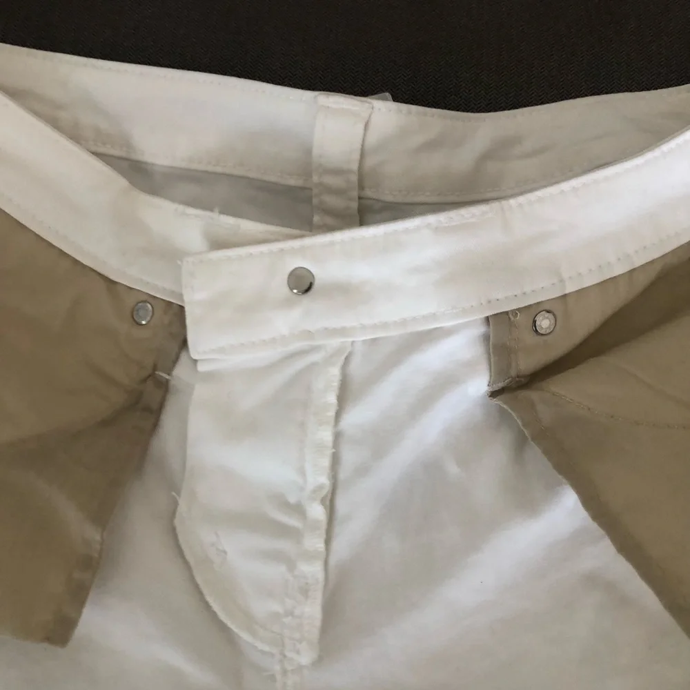 London Jean white jeans. Boot cut. Preowned. - Picture 14 of 16
